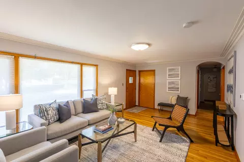 Living - 441 E Harrison Rd, Lombard, IL 60148 photo 1 of 4