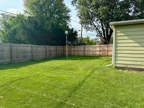 Exterior - 441 E Harrison Rd, Lombard, IL 60148 photo 1 of 5
