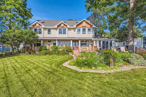 34885 N Lake Shore Dr SW, Lake Villa, IL 60046