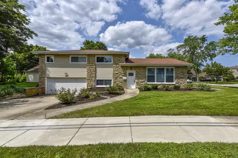 506 W Oakton St, Arlington Heights, IL 60004