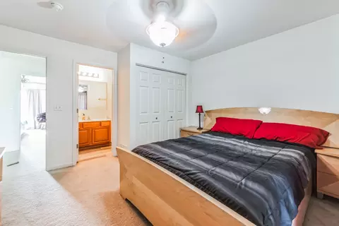 Bedroom - 3332 Cameron Dr, Elgin, IL 60124 photo 6 of 7