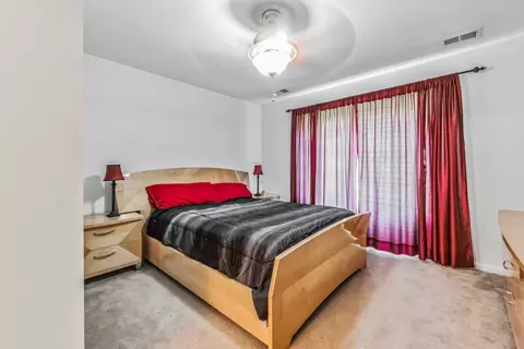 Bedroom - 3332 Cameron Dr, Elgin, IL 60124 photo 4 of 7