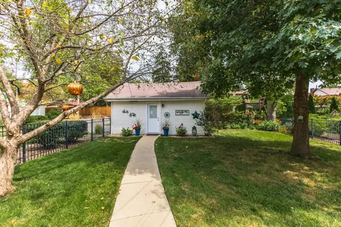 102 S Moore St, Bloomington, IL 61701 photo 33