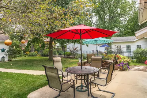102 S Moore St, Bloomington, IL 61701 photo 30