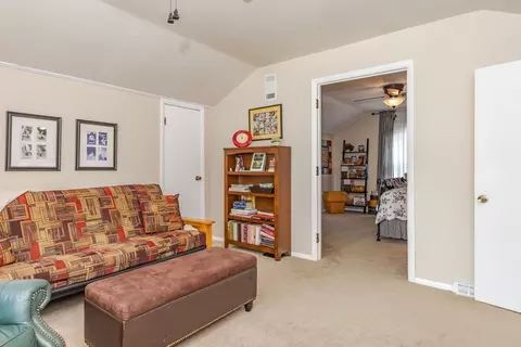 102 S Moore St, Bloomington, IL 61701 photo 24