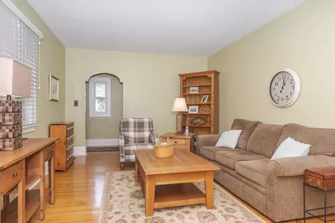 102 S Moore St, Bloomington, IL 61701 photo 9