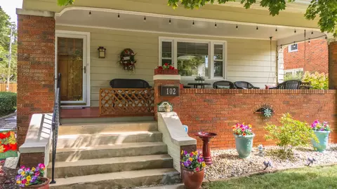 102 S Moore St, Bloomington, IL 61701 photo 3