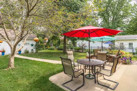 102 S Moore St, Bloomington, IL 61701 photo 32