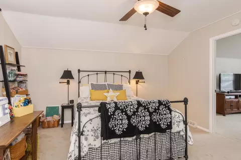 102 S Moore St, Bloomington, IL 61701 photo 27