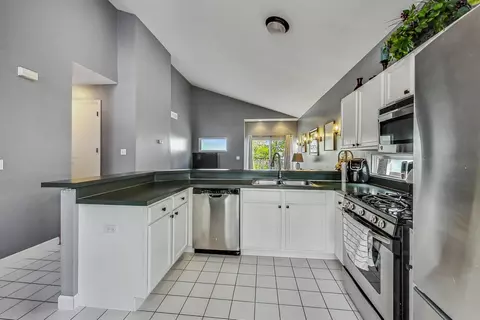 Kitchen - 5813 Emerald Pointe Dr, Plainfield, IL 60586 photo 1 of 1