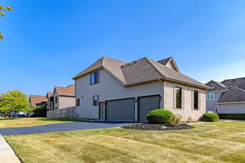 1335 Tunbridge Trl, Algonquin, IL 60102 photo 28