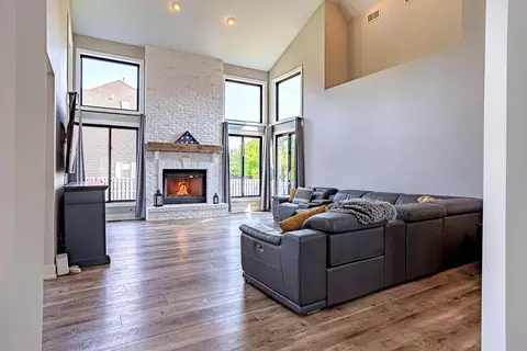 1335 Tunbridge Trl, Algonquin, IL 60102 photo 9
