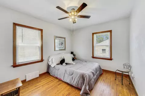 Bedroom - 17826 Roy St, Lansing, IL 60438 photo 3 of 5