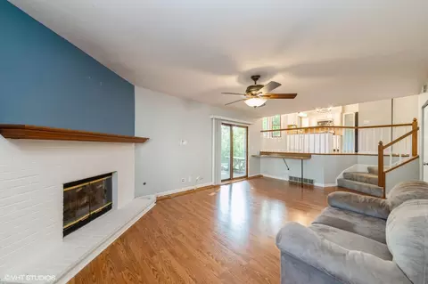 644 White Oak Ln, Bartlett, IL 60103 photo 6