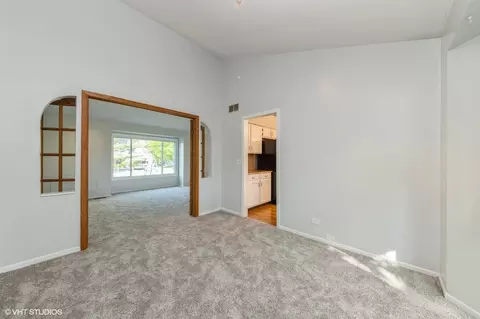 644 White Oak Ln, Bartlett, IL 60103 photo 8