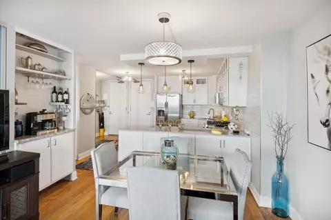 Dining - 400 E Randolph St #2201, Chicago, IL 60601 photo 3 of 3