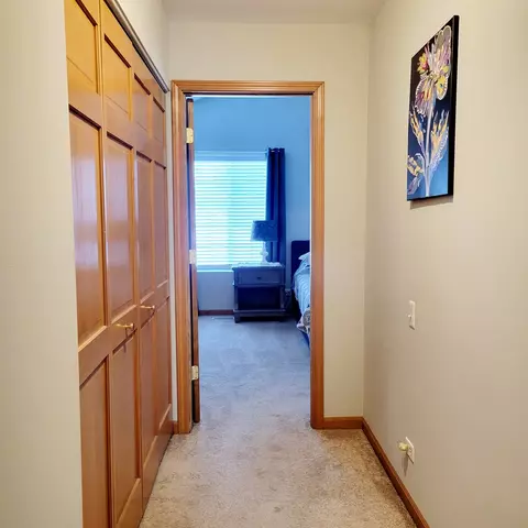 Entry Way - 3175 Cambria Ct, Aurora, IL 60503 photo 2 of 3