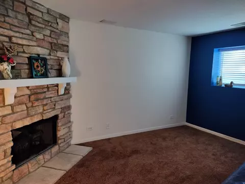 Living - 3175 Cambria Ct, Aurora, IL 60503 photo 3 of 3