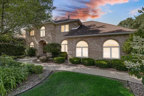 32 Birchwood Dr, Palos Park, IL 60464