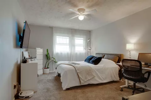 Bedroom - 1816 Taft Dr, Normal, IL 61761 photo 4 of 5