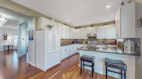Kitchen - 745 Red Barn Ln, Elgin, IL 60124 photo 1 of 3