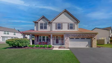 745 Red Barn Ln, Elgin, IL 60124