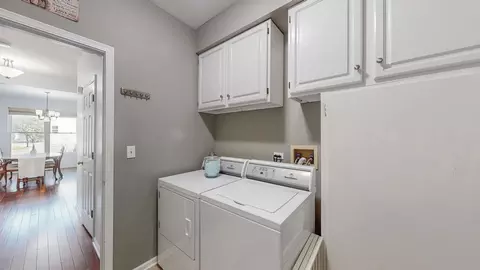 Other - 745 Red Barn Ln, Elgin, IL 60124 photo 5 of 9