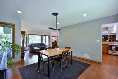 Dining - 484 Parkview Pl, Burr Ridge, IL 60527 photo 3 of 3