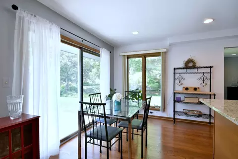 Dining - 484 Parkview Pl, Burr Ridge, IL 60527 photo 1 of 3