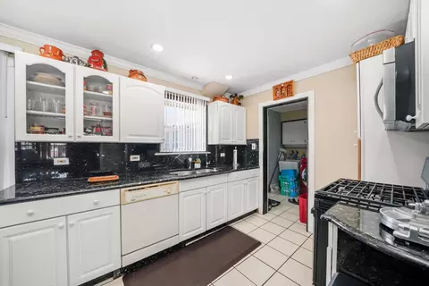 Kitchen - 1106 Arthur Ave, Berkeley, IL 60163 photo 1 of 2