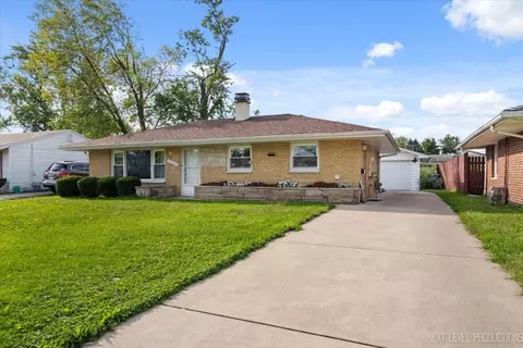 2302 Francine Ave, Joliet, IL 60436