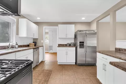 1605 Normandy Dr, Champaign, IL 61821 photo 10