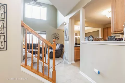548 Legend Ln #548, Mchenry, IL 60050 photo 2