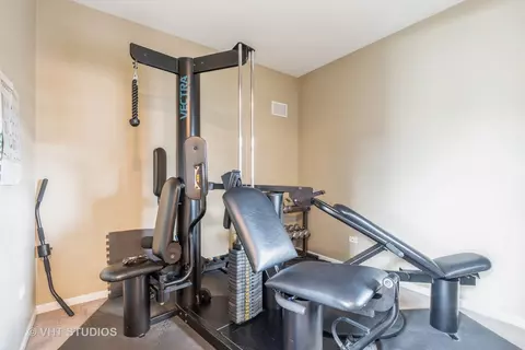 548 Legend Ln #548, Mchenry, IL 60050 photo 3