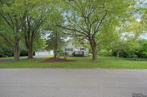 37800 Frolic Ave, Beach Park, IL 60087