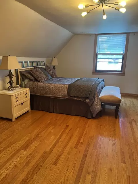943 E 84th Pl, Chicago, IL 60619 photo 11