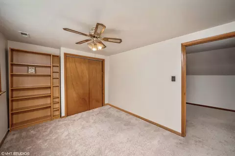 943 E 84th Pl, Chicago, IL 60619 photo 14