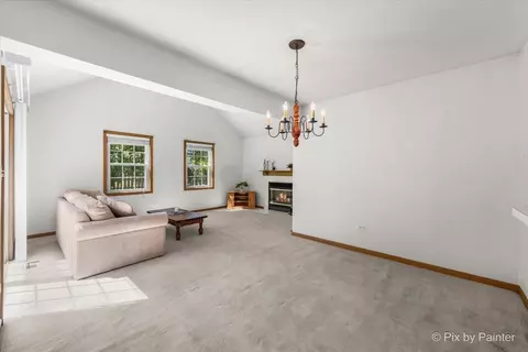 Living - 802 Burning Trl, Carol Stream, IL 60188 photo 3 of 8