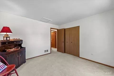 Bedroom - 802 Burning Trl, Carol Stream, IL 60188 photo 3 of 3