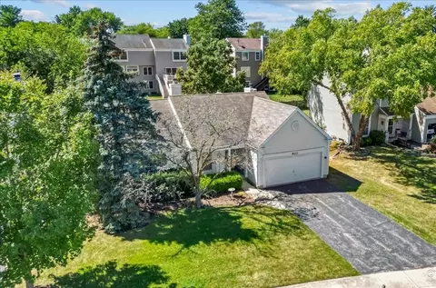 View/Area - 802 Burning Trl, Carol Stream, IL 60188 photo 1 of 3