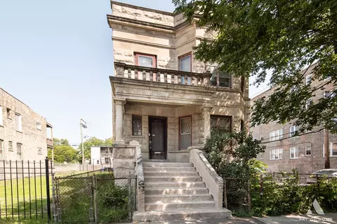 3820 W Jackson Blvd, Chicago, IL 60624