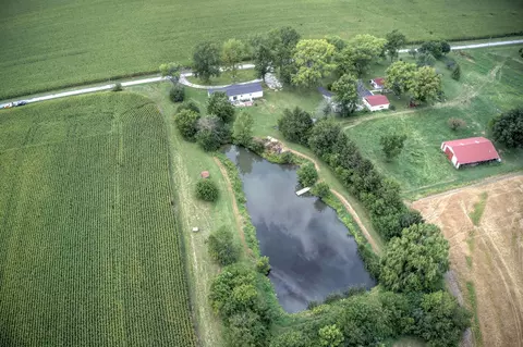 1219 N County Road 530 E Rd, Tuscola, IL 61953