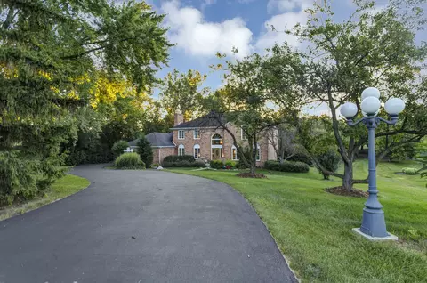 58 Overbrook Rd, South Barrington, IL 60010