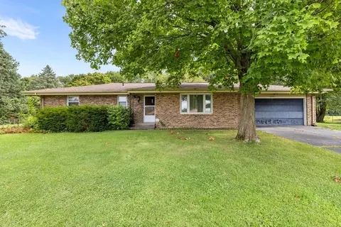 6182 20th St, Rockford, IL 61109