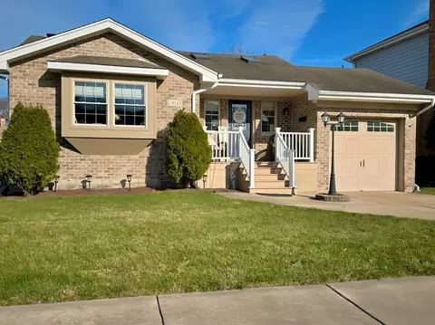 10043 S Homan Ave, Evergreen Park, IL 60805