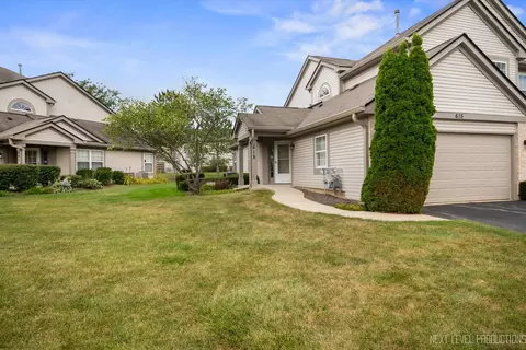 615 Lancaster Cir #615, Elgin, IL 60123
