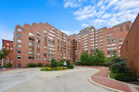 801 S Plymouth Ct #807, Chicago, IL 60605