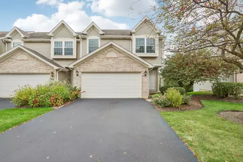 966 Viewpoint Dr, Lake In The Hills, IL 60156