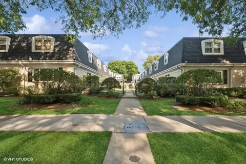 6963 N Bell Ave #102, Chicago, IL 60645