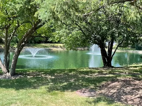 View/Area - 1912 Gresham Cir #A, Wheaton, IL 60189 photo 1 of 1